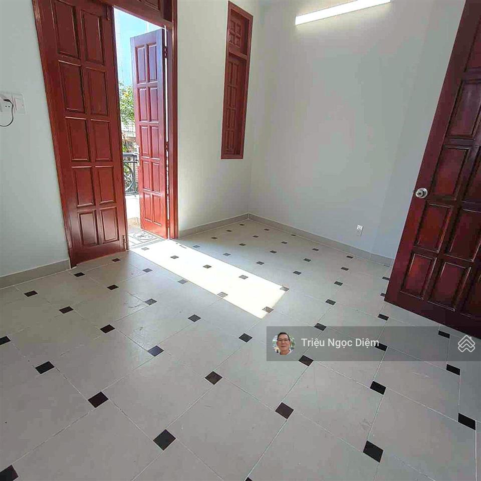 Bán nhà tăng bạt hổ hẻm xe hơi nở hậu 5.5m. 58m2. 4 tầng chỉ 9.999 tỷ