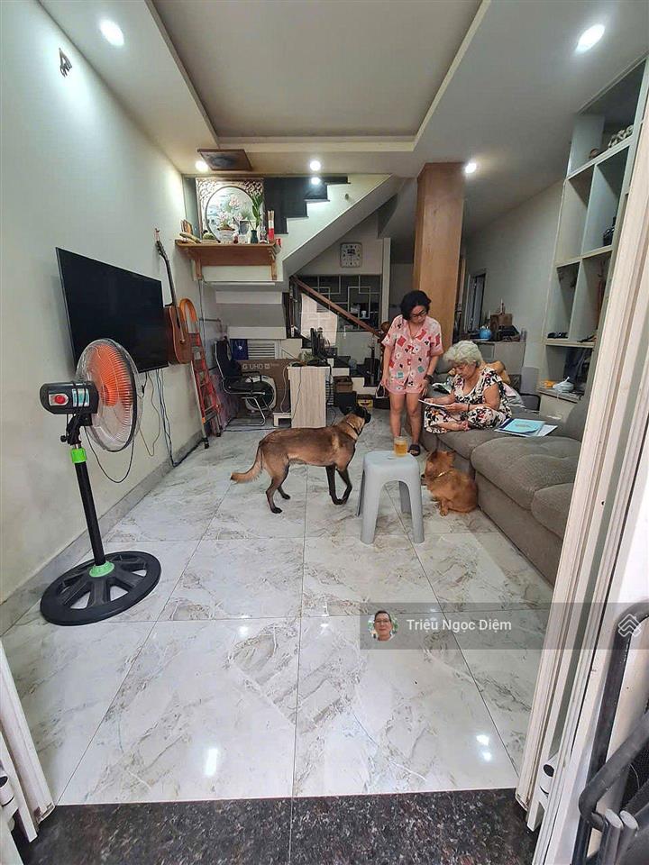 Giảm sốc 1 tỷ chỉ còn 7 tỷ hxh sát mặt tiền gần chợ bà chiểu ngang hiếm 5.6m