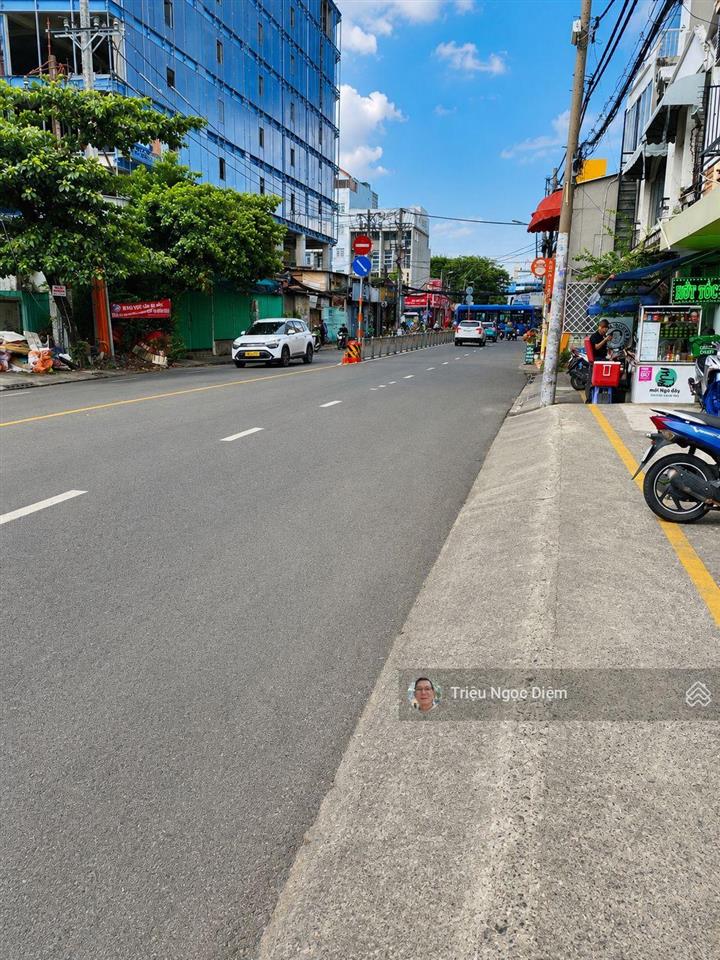 Cắt lỗ căn hộ 116m2 nguyễn gia trí (d2) 2pn chỉ 3,8 tỷ giá tốt khu vực