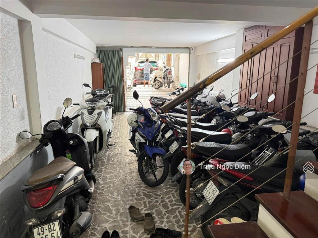 Giảm giá còn 24.5 tỷ nhà khu vip d2 bình thạnh 80m2 5 tầng thuê khoán 50tr/tháng