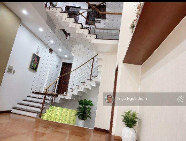 Giảm giá còn 24.5 tỷ nhà khu vip d2 bình thạnh 80m2 5 tầng thuê khoán 50tr/tháng