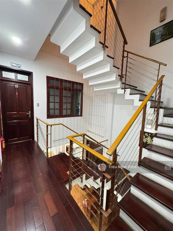 Giảm giá còn 24.5 tỷ nhà khu vip d2 bình thạnh 80m2 5 tầng thuê khoán 50tr/tháng