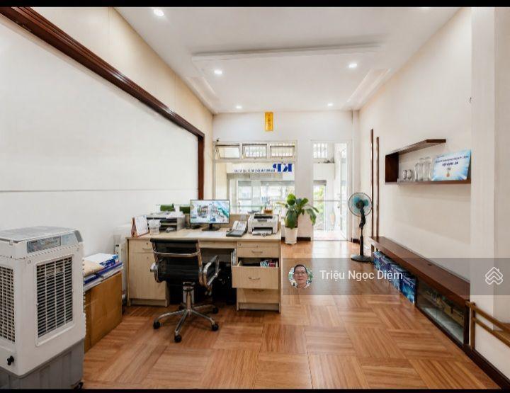 Giảm giá còn 24.5 tỷ nhà khu vip d2 bình thạnh 80m2 5 tầng thuê khoán 50tr/tháng