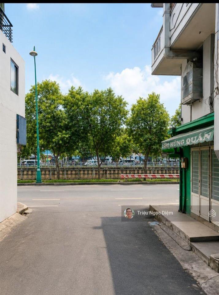 Giảm 5 tỷ còn 25 tỷ căn góc 2 mặt tiền trường sa phú nhuận ngang 18m kinh doanh đỉnh có dòng tiền