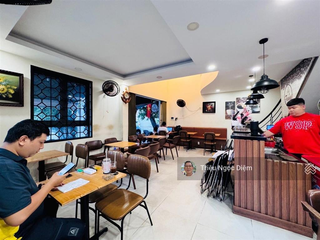 16.9 tỷ shophouse căn góc nhiêu tứ 1 phú nhuận 119m2. 2 tầng đang kinh doanh cà phê