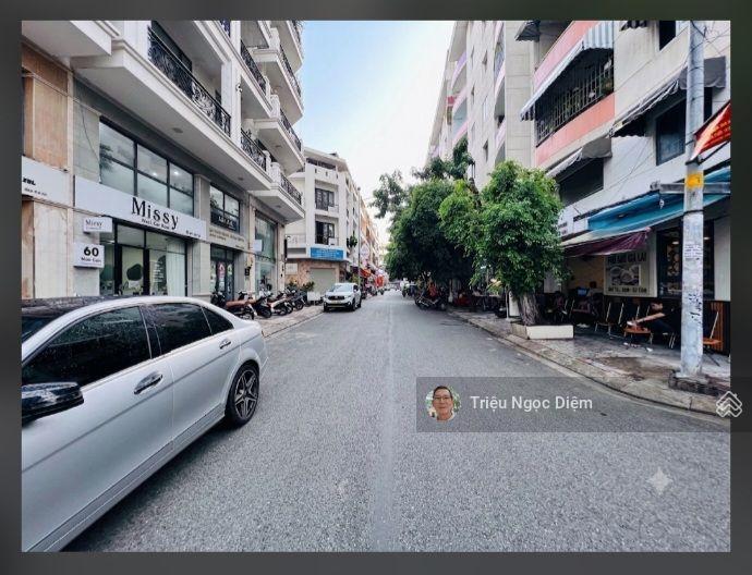 16.9 tỷ shophouse căn góc nhiêu tứ 1 phú nhuận 119m2. 2 tầng đang kinh doanh cà phê
