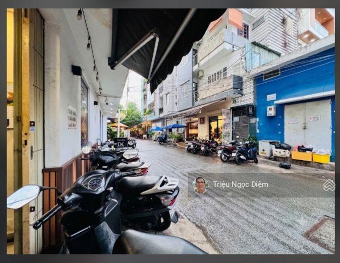 16.9 tỷ shophouse căn góc nhiêu tứ 1 phú nhuận 119m2. 2 tầng đang kinh doanh cà phê