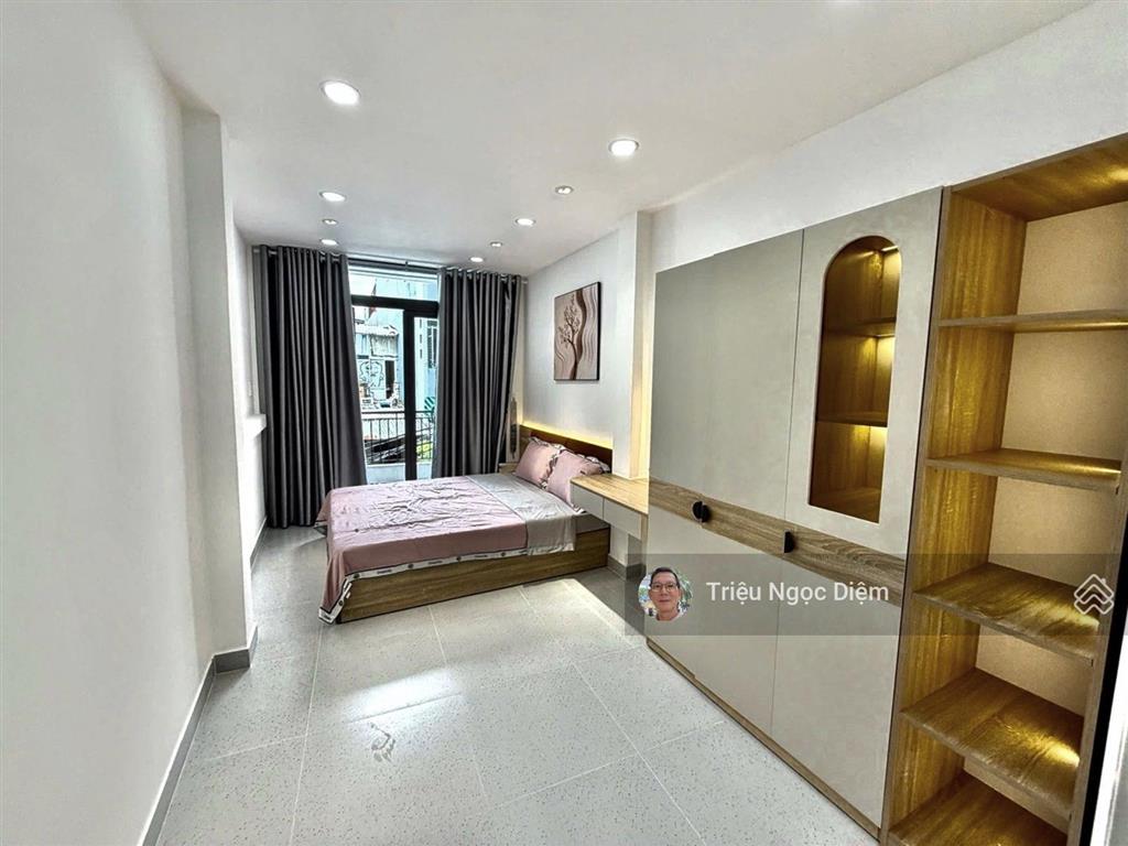 Mặt tiền cô giang phú nhuận 5 tầng btct 7pn nở hậu kinh doanh đa ngành. chỉ 9,999 tỷ