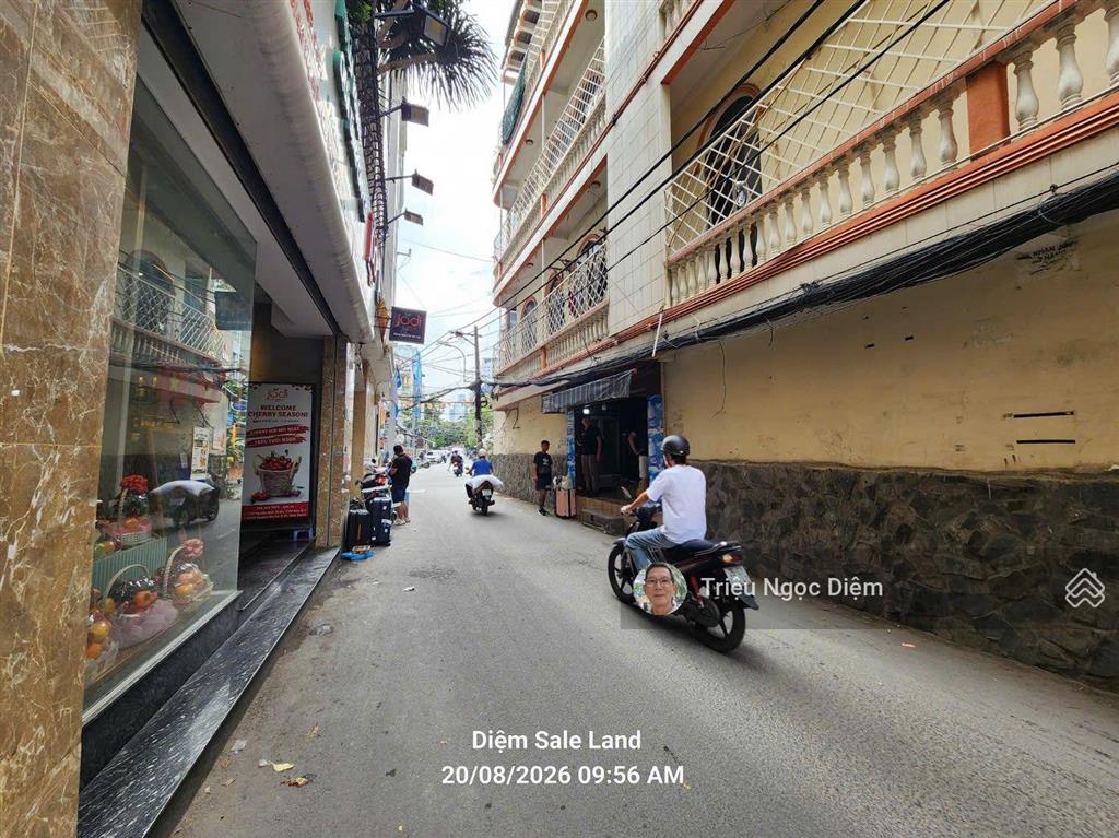 Nguyễn gia trí 180m2 ngang 9m 3 tầng 34 tỷ  nhà đẹp, khu vực sầm uất