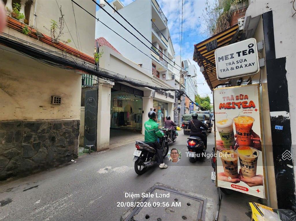 Nguyễn gia trí 180m2 ngang 9m 3 tầng 34 tỷ  nhà đẹp, khu vực sầm uất