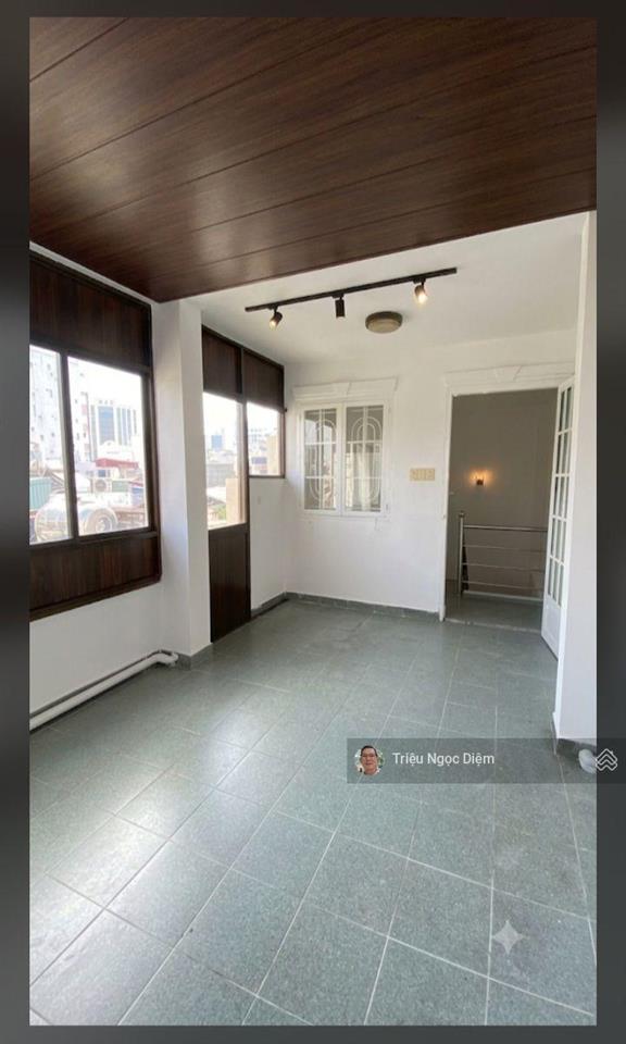 7,5 tỷ bán nhà lý chính thắng quận 3. 36m2. 5 tầng lô góc 4pn nhiều lối vào