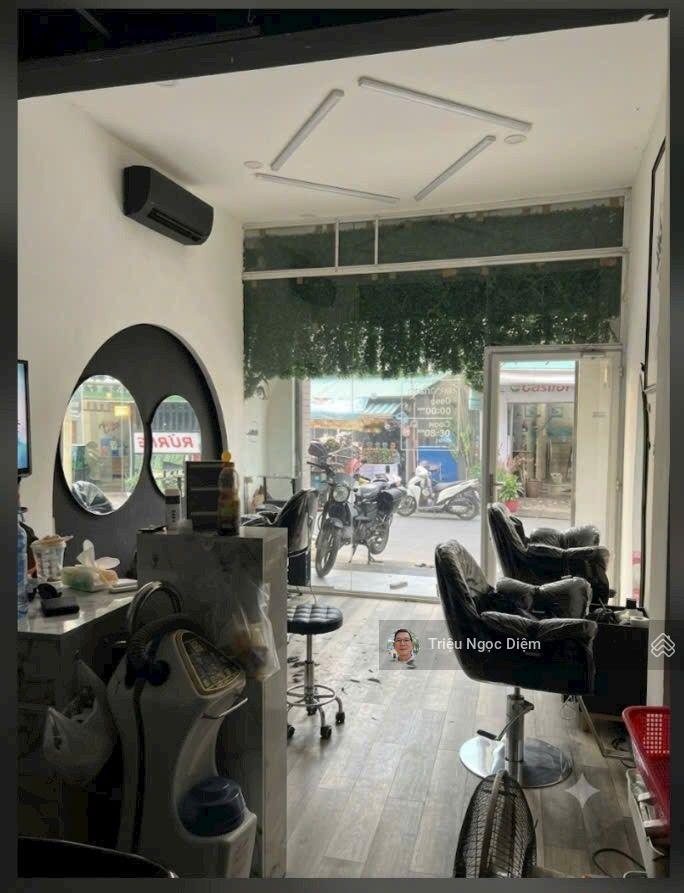 Giảm 2,6 tỷ mặt tiền đặng văn ngữ phú nhuận chỉ 14,9 tỷ
– mặt tiền kinh doanh đường 12 mét.