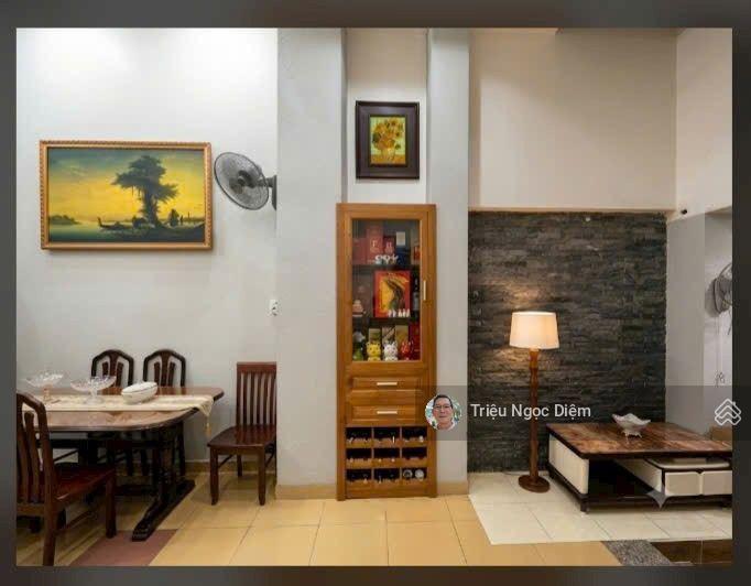 11,9 tỷ nhà huỳnh văn bánh phú nhuận 76,5m2 4 tầng 5pn hẻm sát mặt tiền