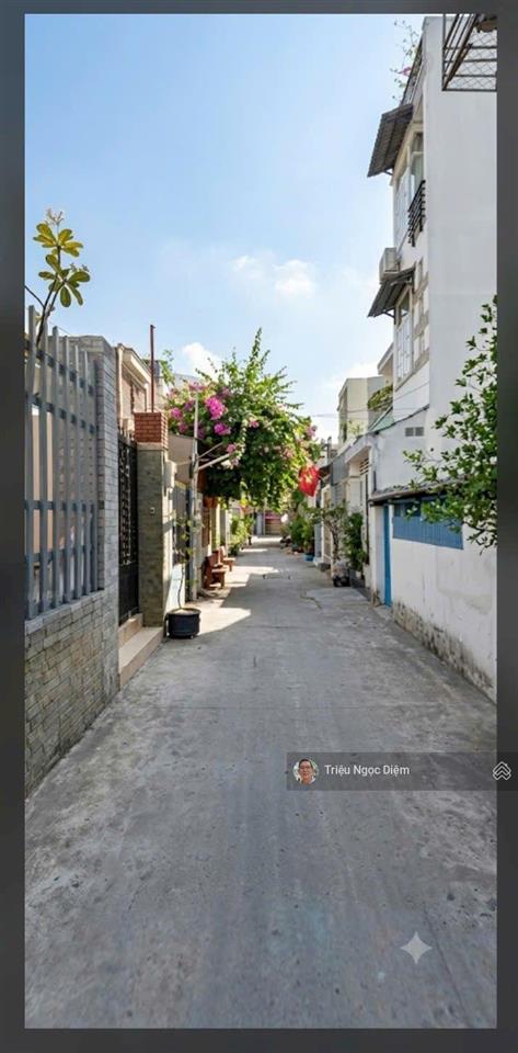 9.5 tỷ nhà 91m2 nở hậu xô viết nghệ tĩnh bình thạnh
91m2 công nhận đủ nở hậu tầm giá 9 tỷ khá hiếm