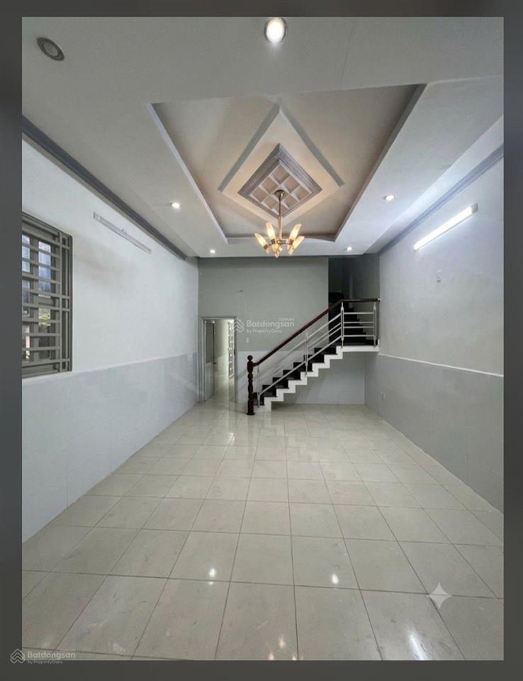 Bán nhà lô góc lê văn sỹ, 55m2, hẻm xe hơi, giá 8,7 tỷ