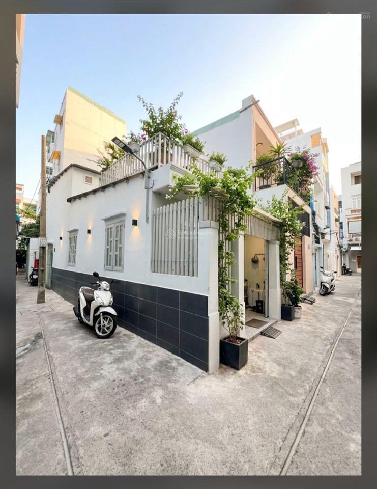 Bán nhà lô góc lê văn sỹ, 55m2, hẻm xe hơi, giá 8,7 tỷ