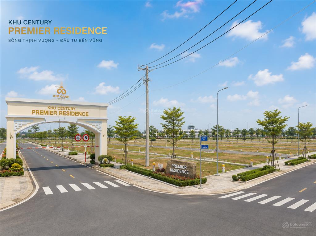 Đất nền 4x15m, sổ sẵn, gần ngã tư 550, giá 3,2 tỷ
