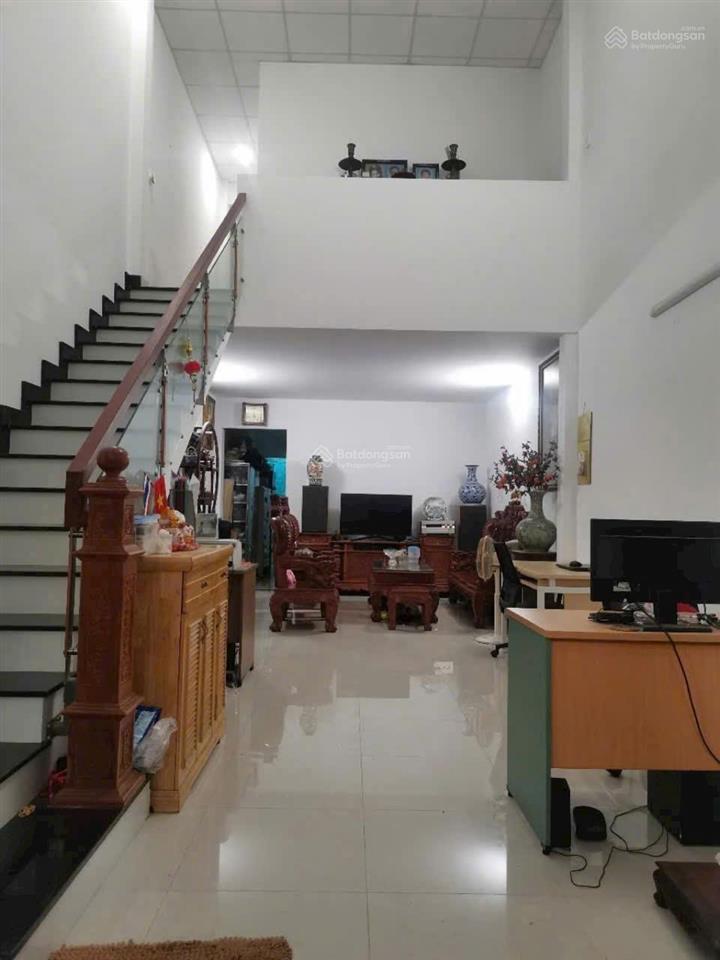 Kẹt tiền bán nhà mặt tiền đường oto 8m, chỉ 4 tỷ, cạnh vinhome nguyễn xiển, 4*16m, 72m2