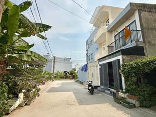 B.á.n nh.à trường lưu, p.long trường, đường oto 8m, 4.5t