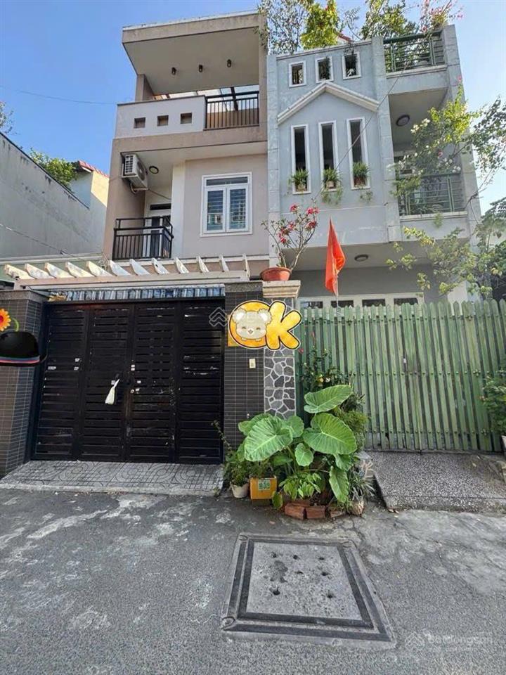 Giá tốt  ngay p. phước long . nhà 2 tầng 79m2 giá c/hỉ 6ty5