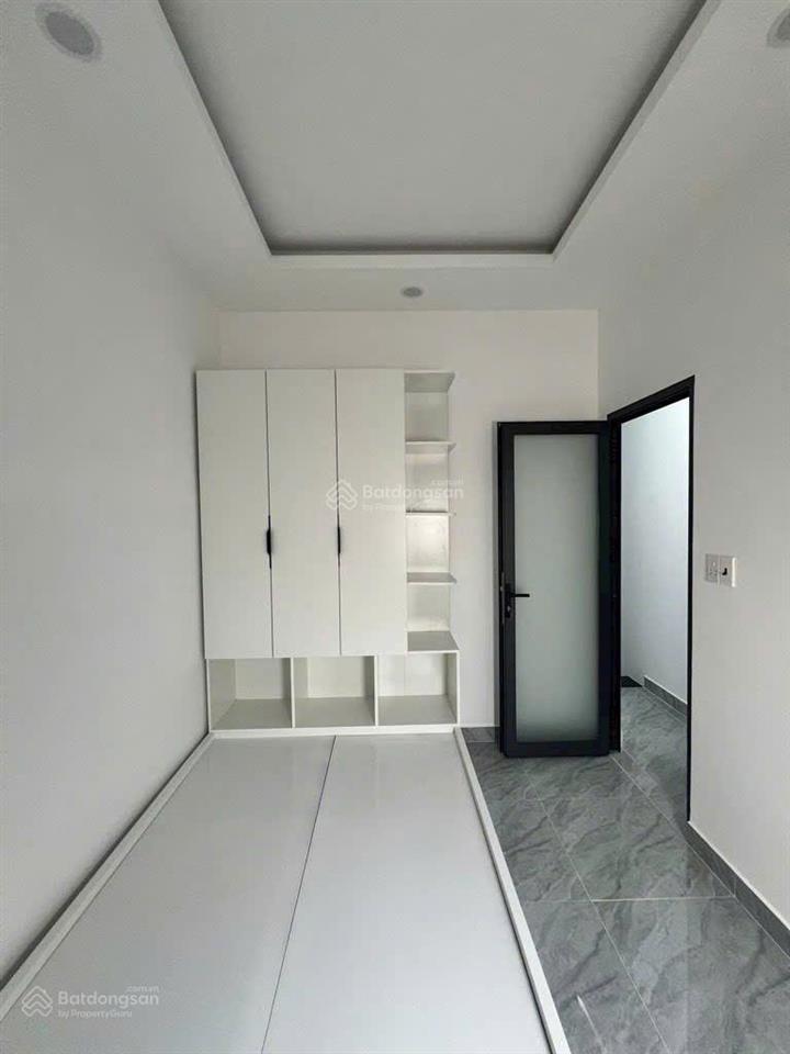C/hỉ 4 t.ỷ  sở hữu ngay  nhà 2 tầng  ngay đỗ xuân hợp  gẩn trường học các cấp