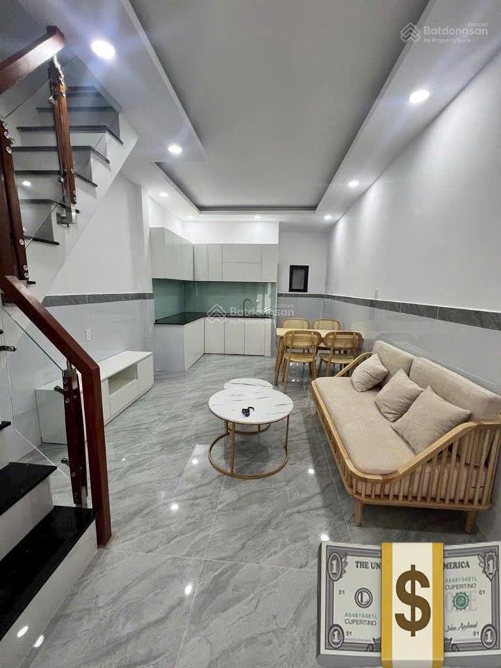 C/hỉ 4 t.ỷ  sở hữu ngay  nhà 2 tầng  ngay đỗ xuân hợp  gẩn trường học các cấp