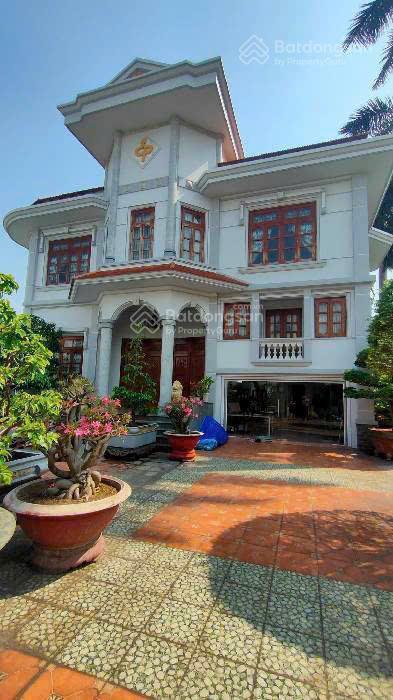 Chủ gửi ba.ns biệt thự  1000m2 (28*38m) gần khu phức hợp rạch chiếc  chỉ 81 tỷ  giáp quận 2