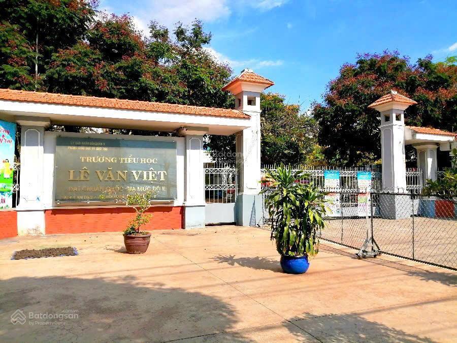 Đẹp từ ánh nhìn đầu tiên  ngay ngã 3 man thiện và lê văn việt  2 tầng 68m2 3pn  chỉ 4,68 tỷ