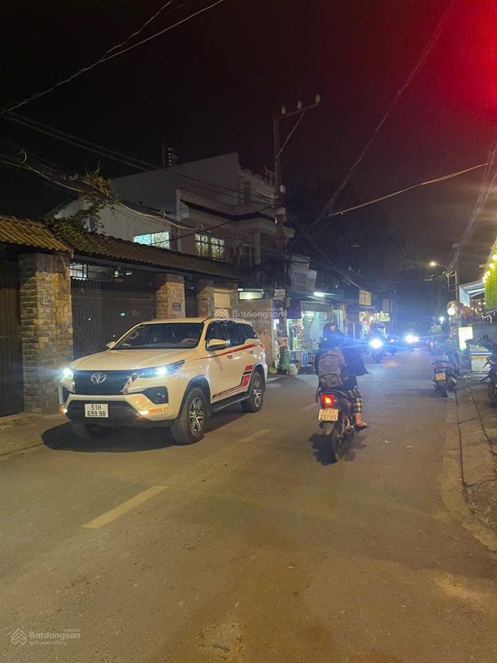 Mặt tiền võ văn hát  86m2 chỉ nhỉnh 5 tỷ  vừa ở vừa kd  cơ hội cho nđt  không có lô thứ 2 để ss