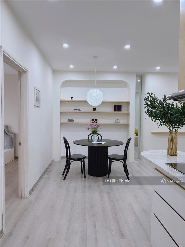 Đỉnh nóc kịch trần bay phấp phới. căn 2pn 74m2 đẹp nhất thepride