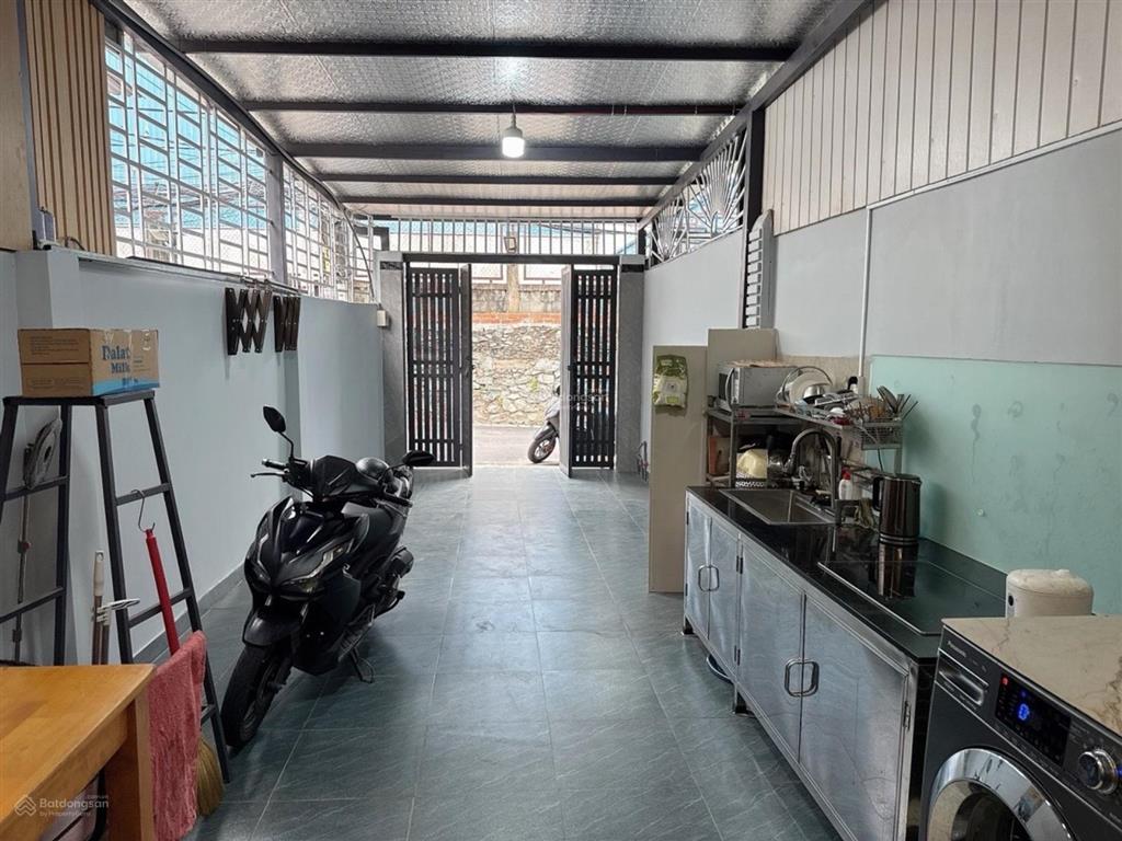 Bán nhà riêng tại bình chiểu 76m2 hẻm xe tải chỉ 3,4 tỷ