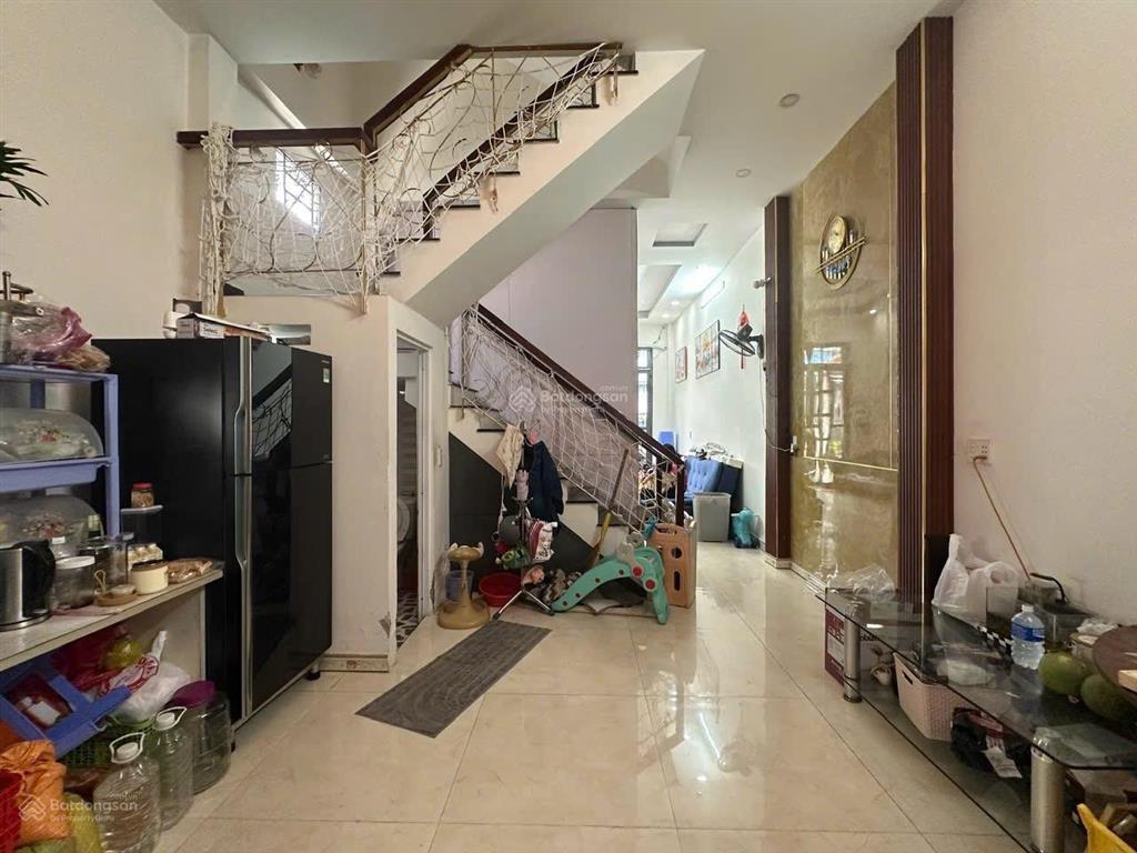 Bán nhà hiệp bình chánh 62m2 3 tầng chỉ 5,1 tỷ.