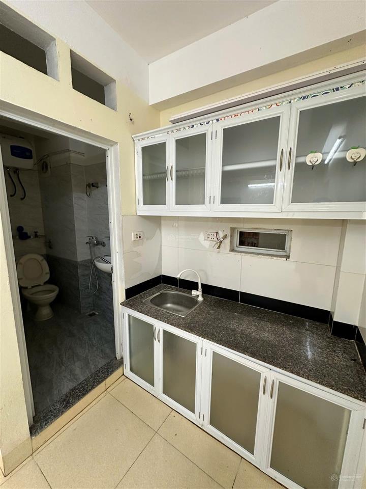 Cho thuê căn hộ 1n, 1k, 1 gác xép và căn 1n, 1k 42m2 tại dương quảng hàm.  chính chủ 0984 056 ***