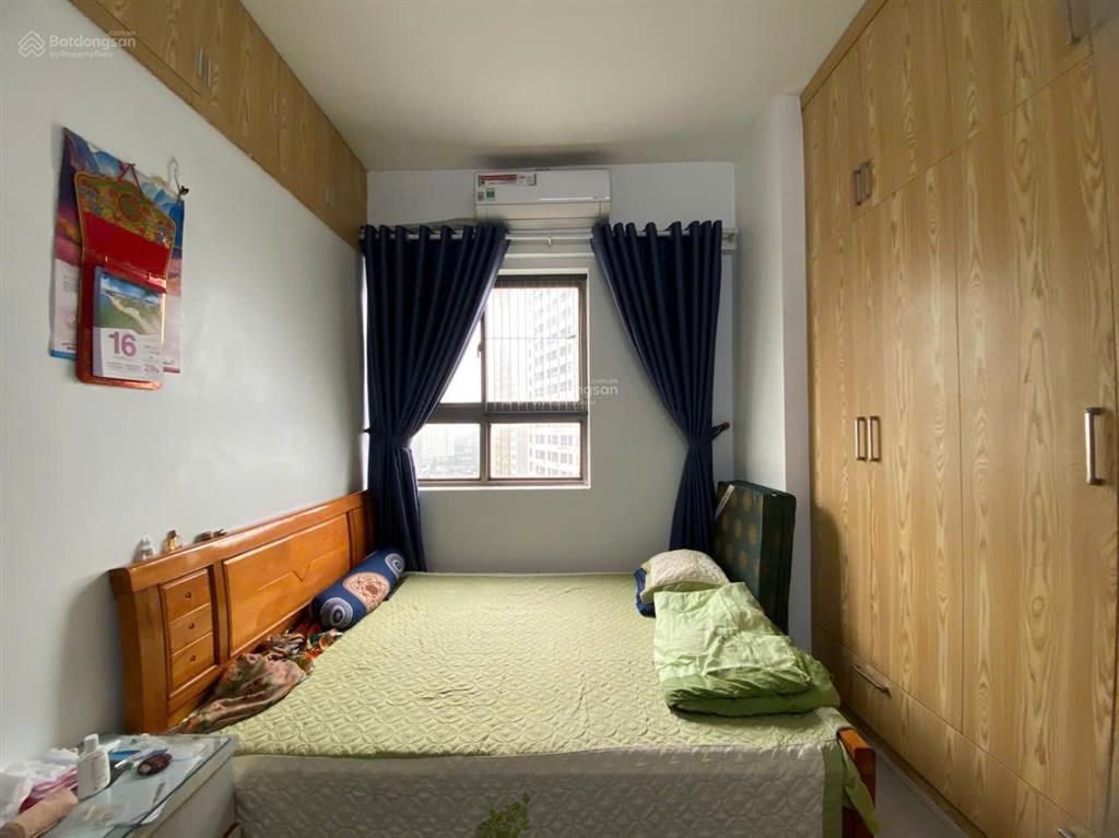 Chính chủ bán căn 2 ngủ ct4a kđt xa la, tầng trung, view đường đôi