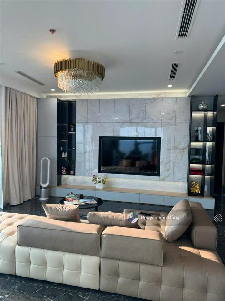 Gia đình cần bán căn hộ 3 ngủ nhà đẹp tràng an complex, sổ đỏ sẵn giao dịch, nội thất full đồ đẹp