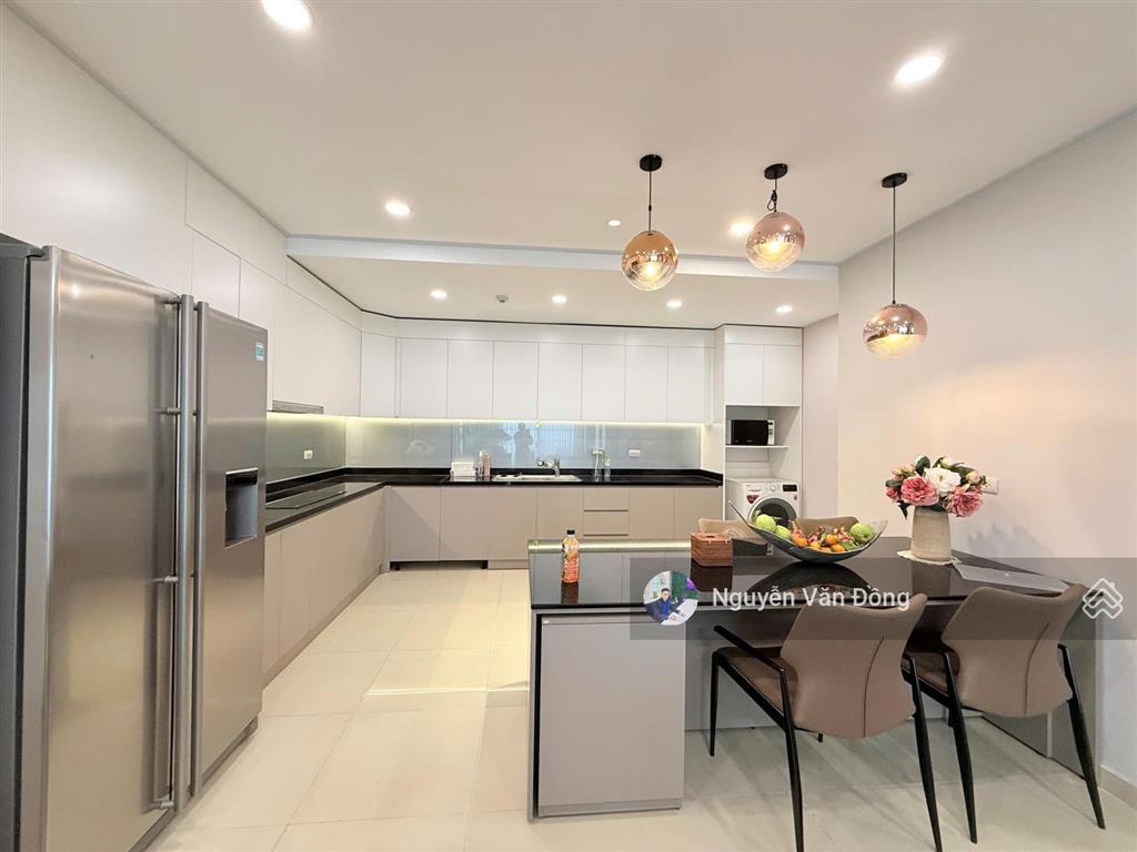 Nguyễn chí thanhcăn góc hoa hậu 4 ngủ siêu rộng rãi, giá cực tốt, sổ đỏ sẵn giao dịch, full đồ đẹp