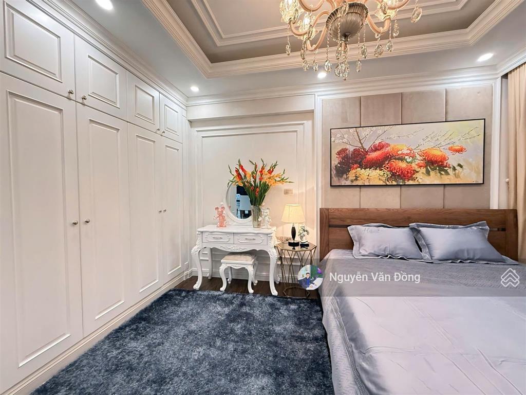 Gia đình bán căn góc 3 pn, view đẹp the zei mỹ đình, nội thất full xịn, sổ đỏ sẵn, có slot ô tô