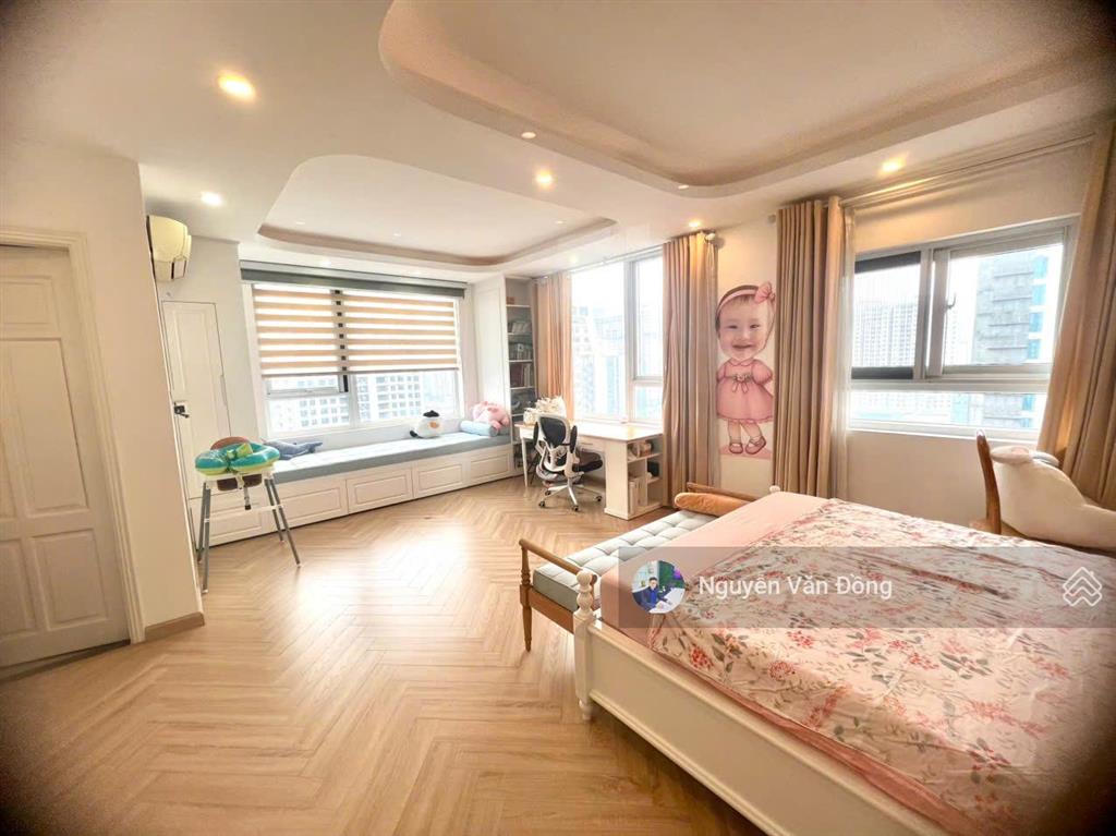 Giá tốt nhất thị trường  căn hộ cao cấp mipec rubik trung tâm cầu giấy, tầng đẹp, sổ đỏ sẵn, đủ đồ