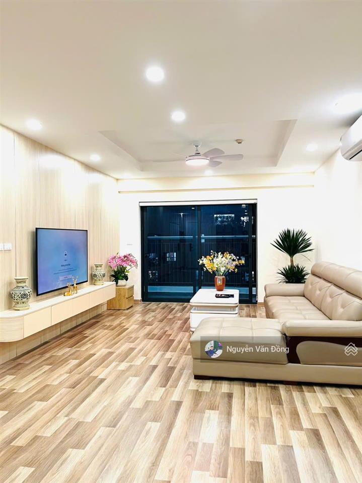 Chính chủ cần bán căn hộ góc hoa hậu tầng cực đẹp, view bắn pháo hoa tại md complex mỹ đình, sẵn sổ