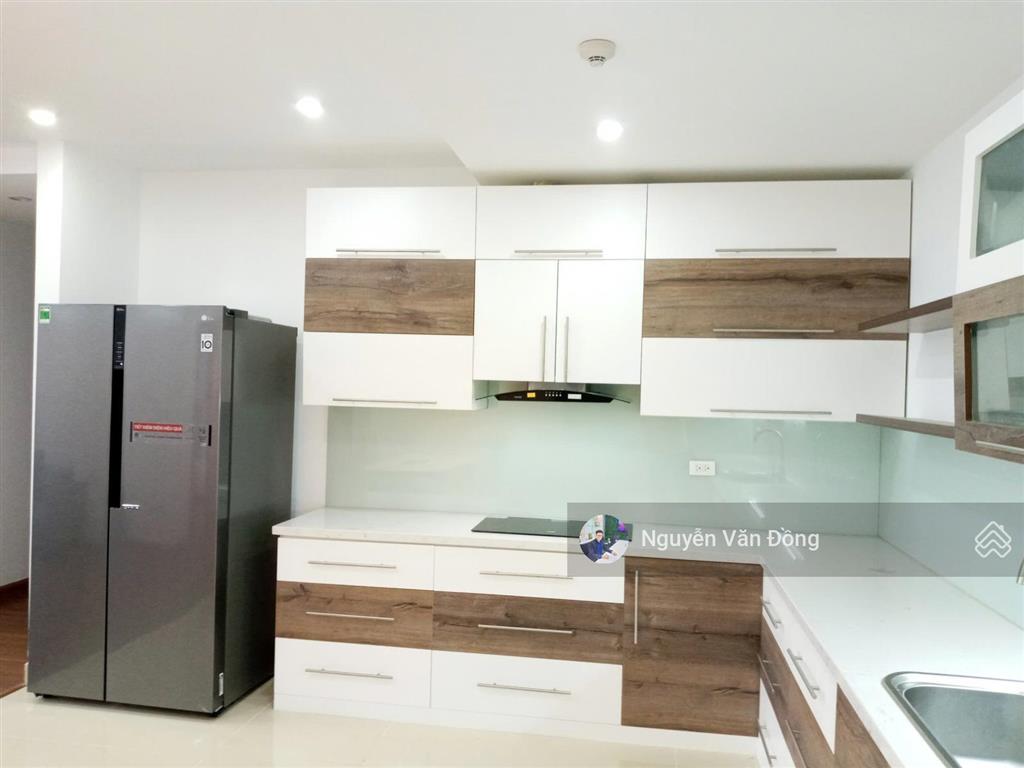 Gia đình cần chuyển nhượng căn 2 ngủ đẹp hoàng thành pearl, đã có sổ, nội thất đầy đủ sẵn ở ngay