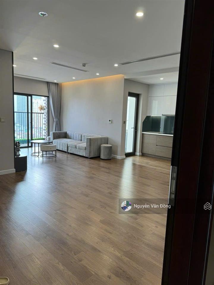 Giá tốt nhất dự án! bán căn góc 2 mặt thoáng cực hiếm tầng đẹp, view thông thoáng, nội thất đầy đủ