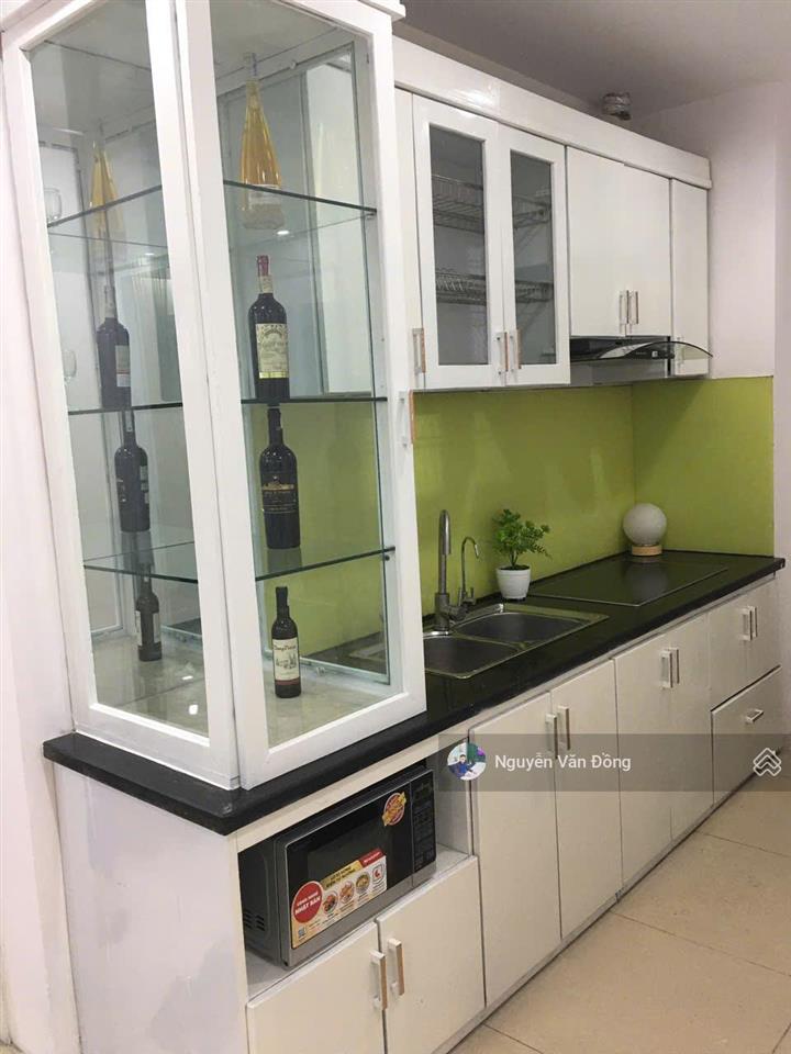 Green stars  chính chủ bán căn hộ 2 ngủ chuẩn như hình, tầng đẹp, sổ đỏ sẵn, tặng lại full đồ đẹp