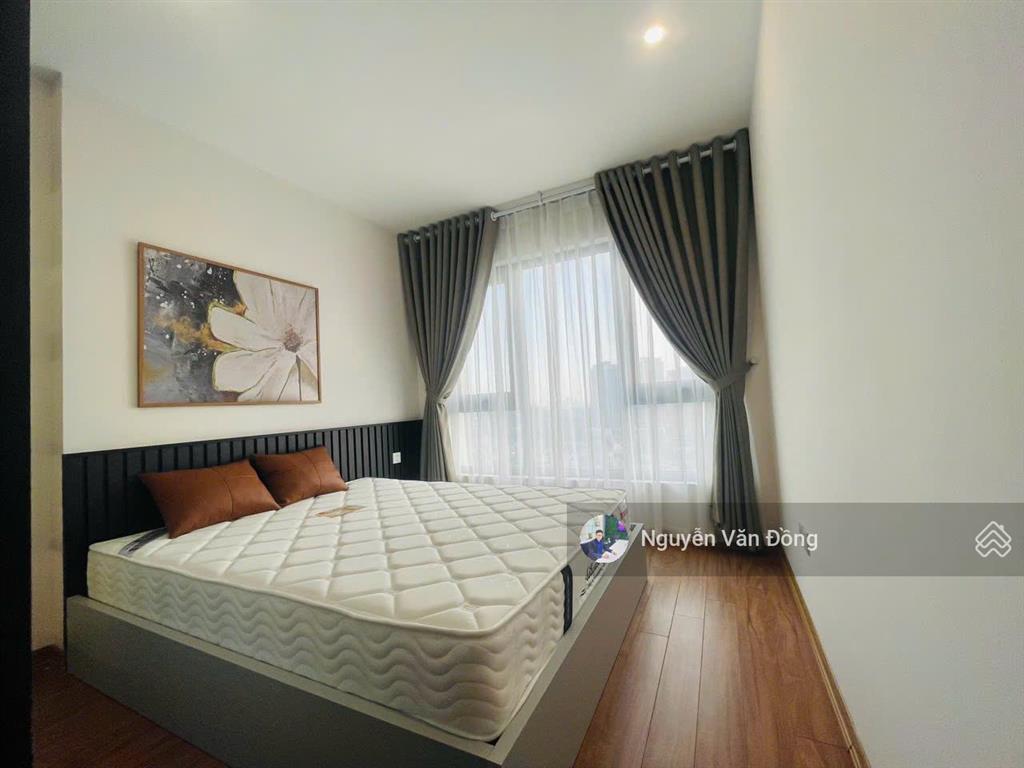 Hai bác gửi bán căn hộ cao cấp vinhomes metropolis với mức giá cực tốt, nội thất full, sổ đỏ sẵn