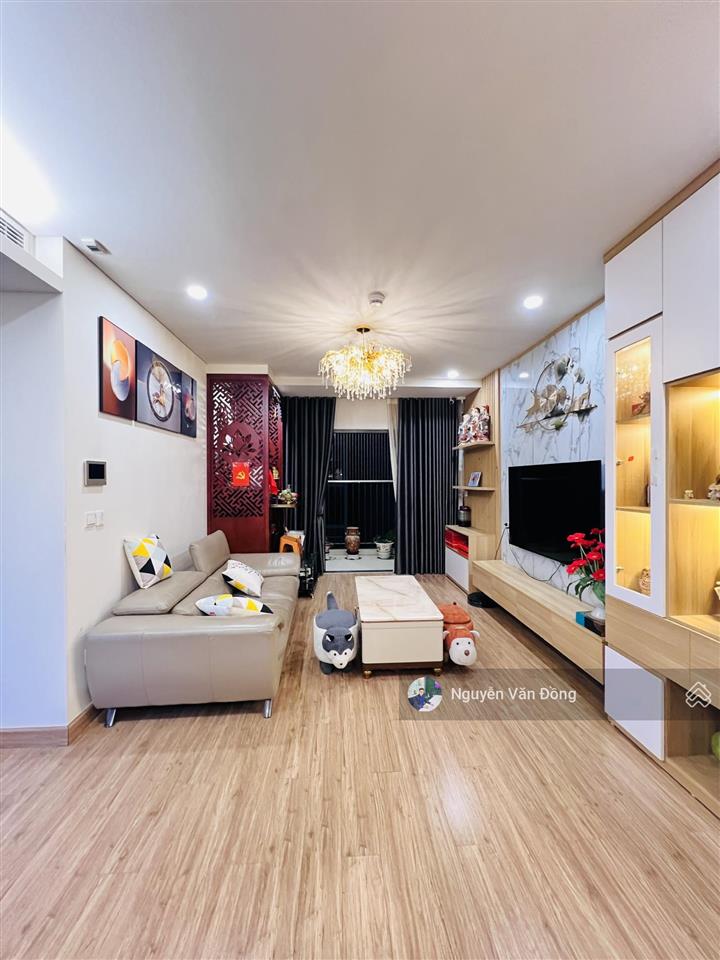 Cam kết nhà đẹp như hình, giá tốt nhất thị trường, căn 3 ngủ 130m, sổ đỏ sẵn giao dịch, full đồ đẹp