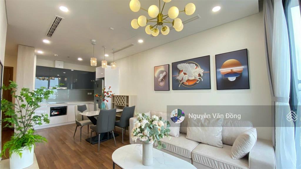 Gia đình cần bán căn hộ cao cấp sky park tầng đẹp, nội thất đầy đủ, sổ đỏ chính chủ sẵn giao dịch