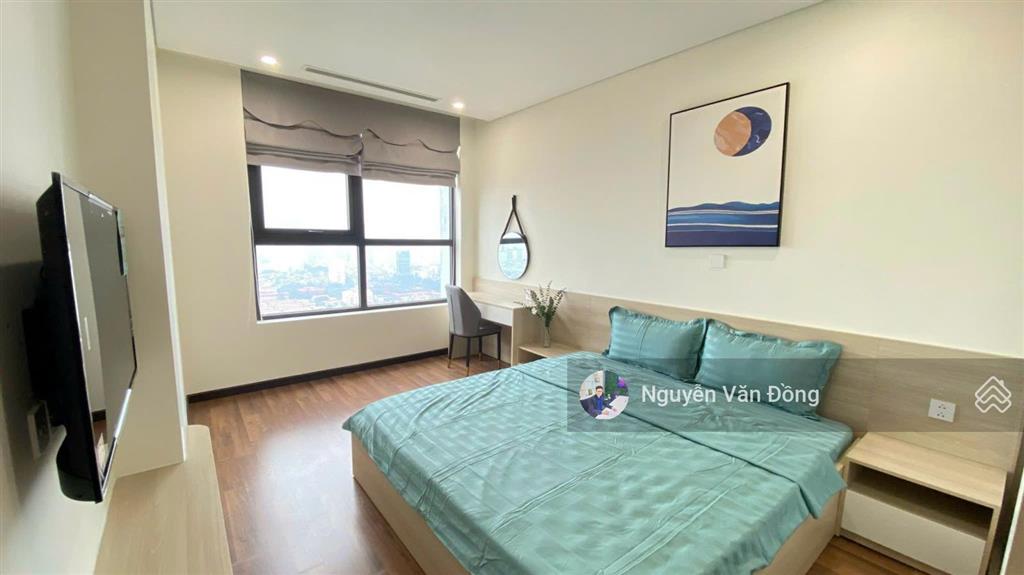 Gia đình cần bán căn hộ cao cấp sky park tầng đẹp, nội thất đầy đủ, sổ đỏ chính chủ sẵn giao dịch