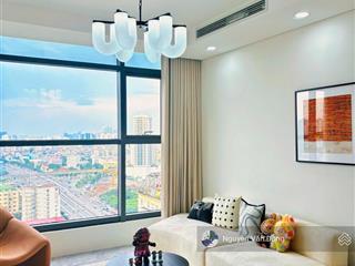 Vợ chồng tôi cần chuyển nhượng lại căn hộ câp cấp 3 ngủ, full đồ đẹp  capital elite 18 phạm hùng