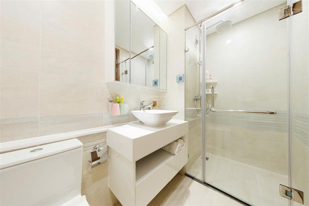 Giá cực tốt, chủ cần bán gấp căn hộ cao cấp 2 ngủ đẹp dự án vinhomes metropolis, nội thất đầy đủ