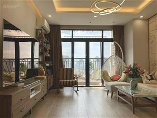 Cam kết giá tốt dự án. bán căn góc 2 mặt thoáng tầng đẹp, view thông thoáng, nội thất đầy đủ