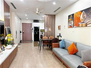 Gia đình cần bán căn hộ 2 ngủ rộng, view hồ đẹp, sổ đỏ sẵn dự án hancorp plaza, trần đăng ninh